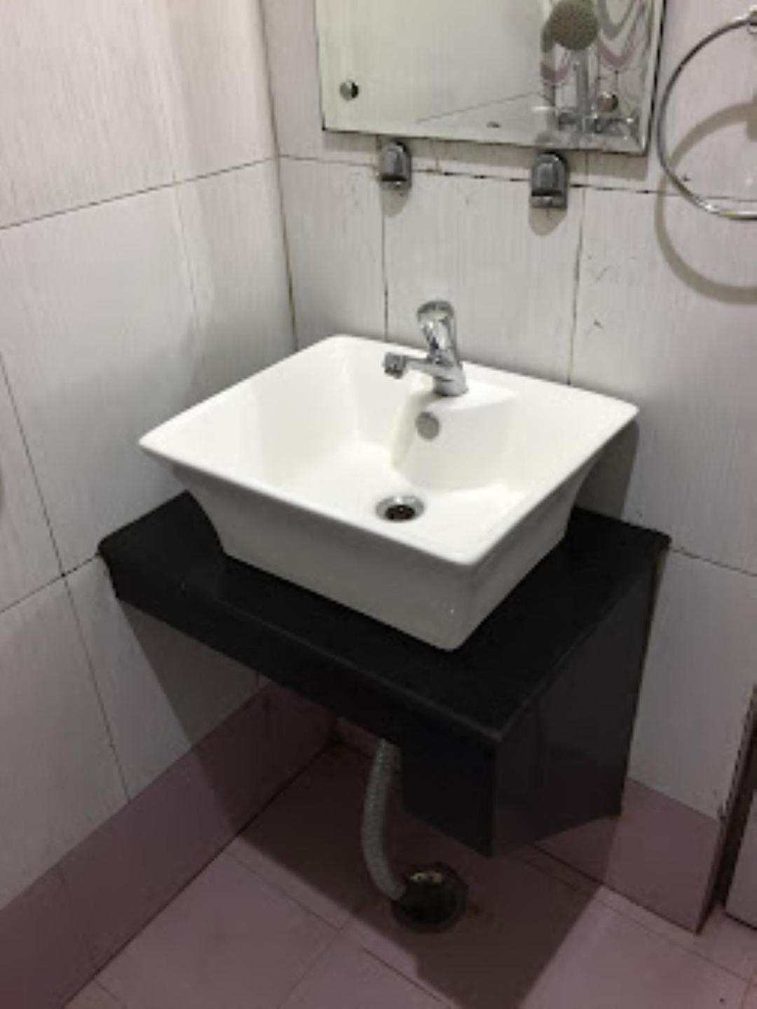 Hotel Gokul Plaza à Bhubaneswar Extérieur photo