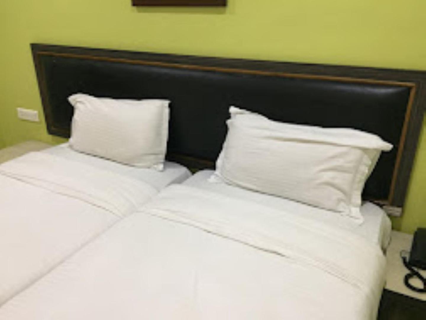 Hotel Gokul Plaza à Bhubaneswar Extérieur photo